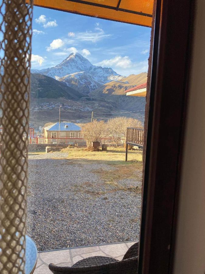 מלון Golden Star Kazbegi מראה חיצוני תמונה